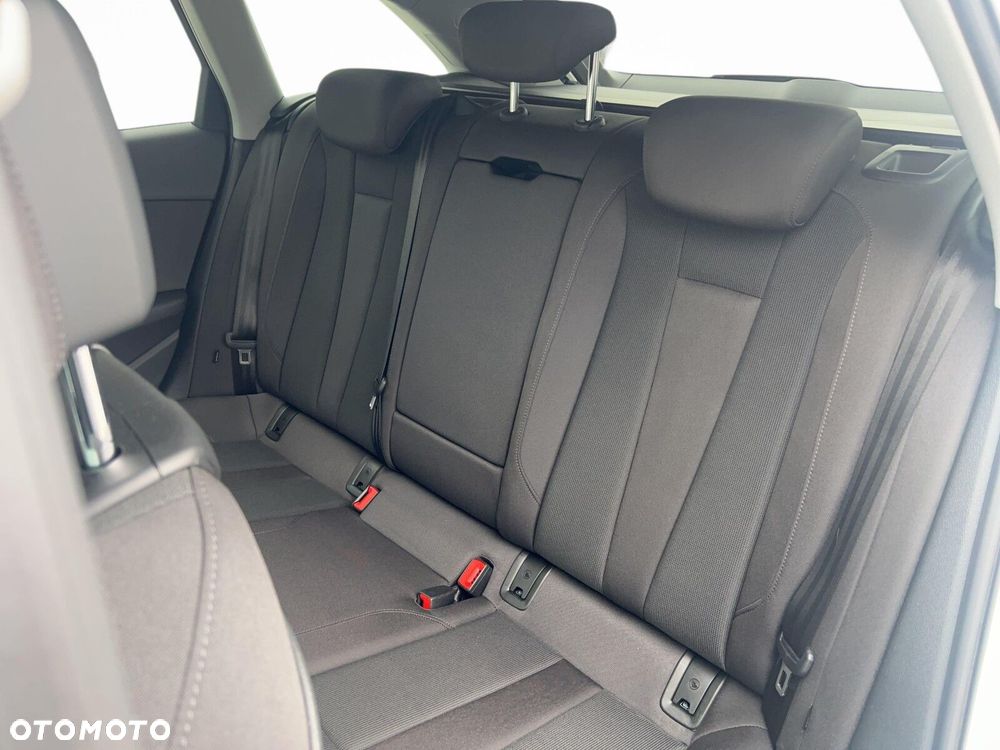 Audi A4 Allroad - 20