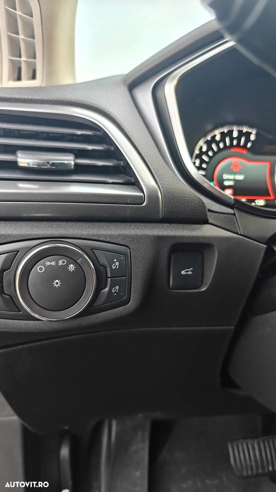 Ford Mondeo 2.0 TDCi Powershift - 24