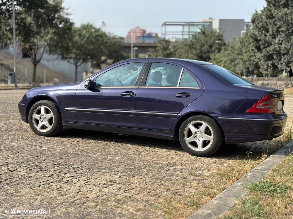 Mercedes-Benz C 220 - 4