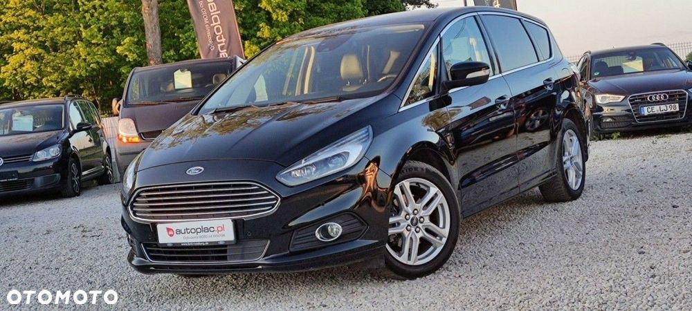 Ford S-Max - 11