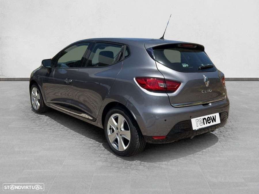 Renault Clio - 6