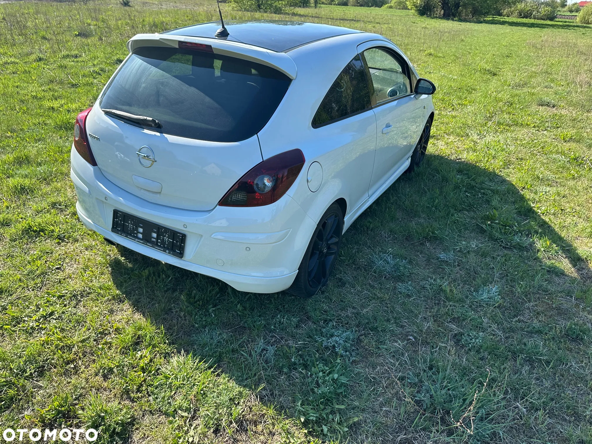 Opel Corsa 1.4 16V Limited Edition - 6