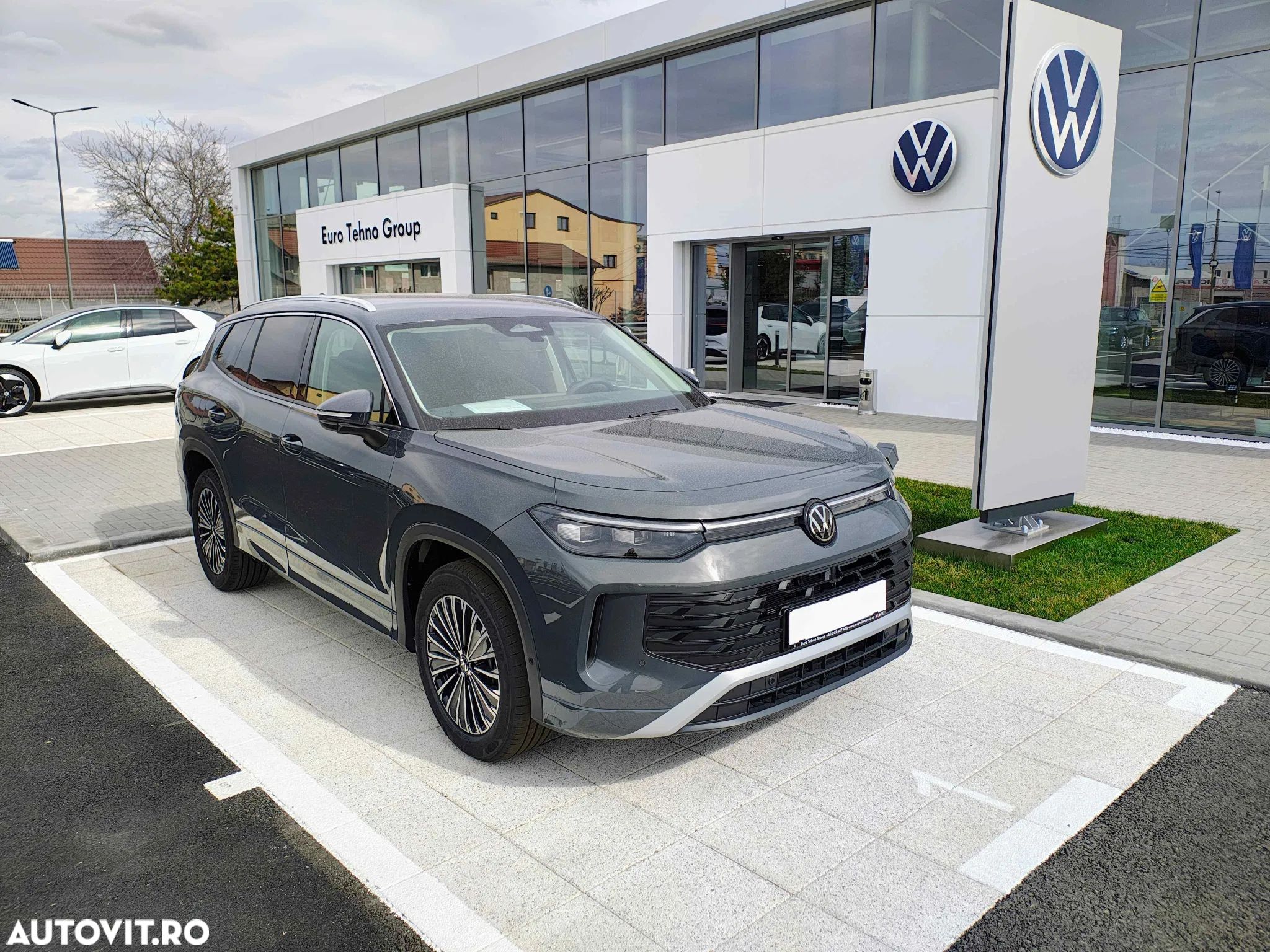 Volkswagen Tayron - 1