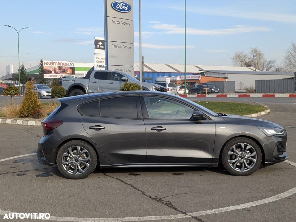 Ford Focus - 9
