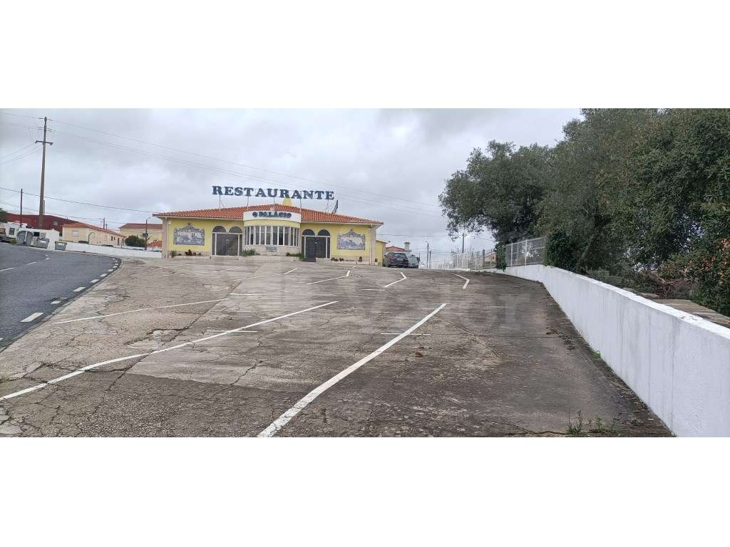 Restaurante totalmente equipado e pronto a funcionar - Grande imagem: 2/18