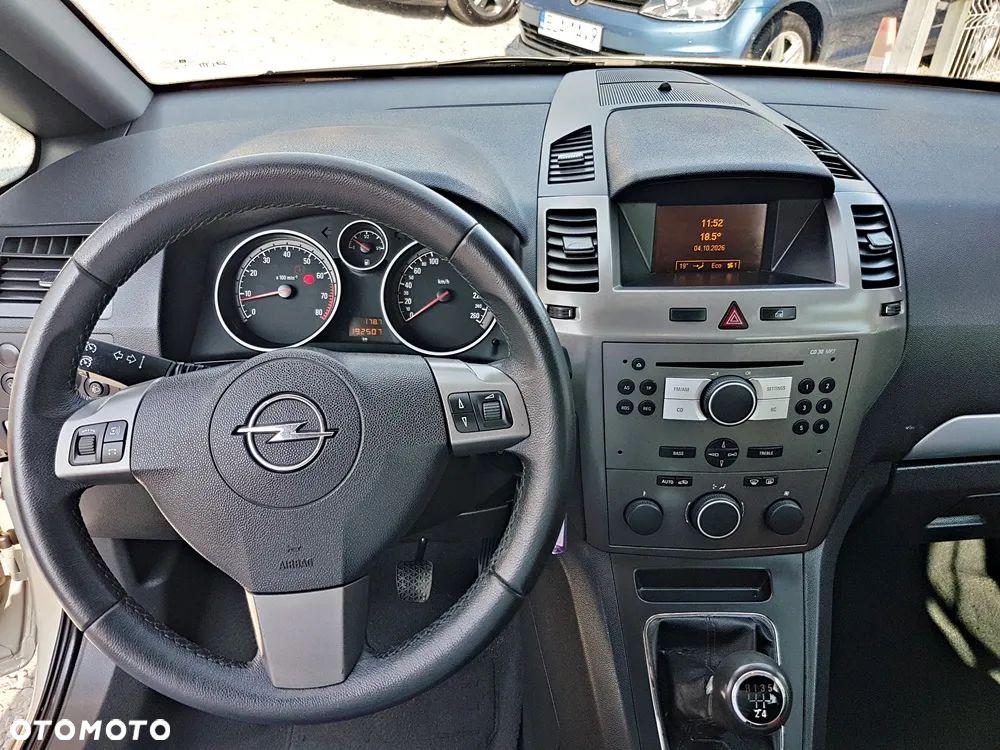 Opel Zafira 1.8 Innovation - 21