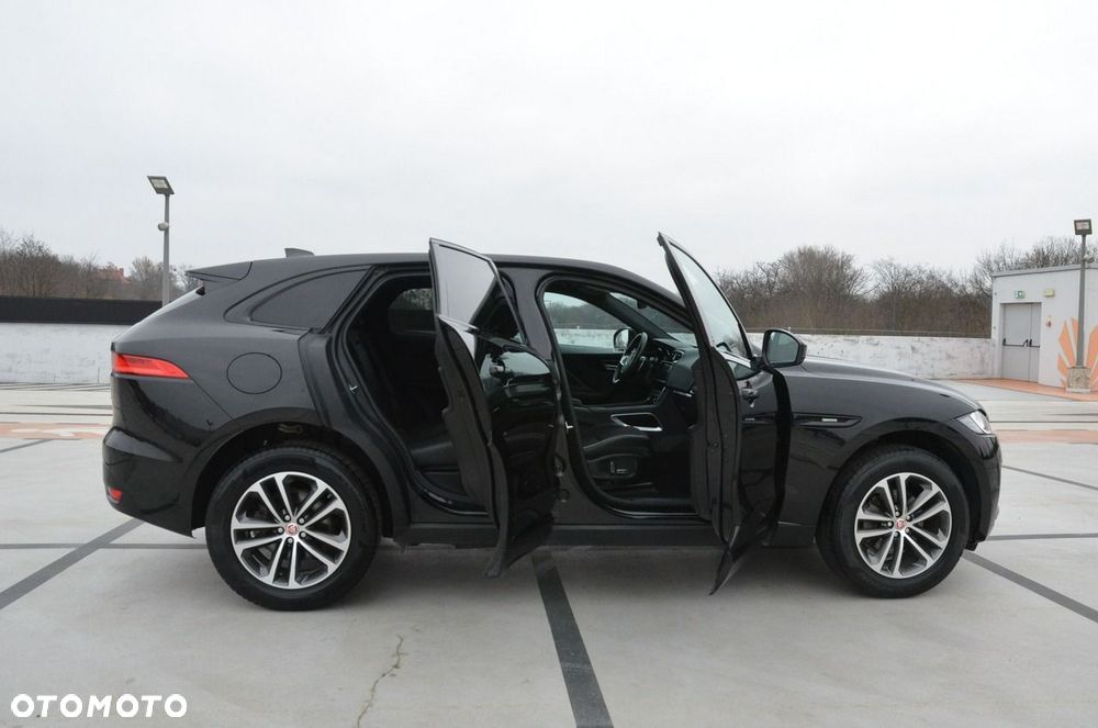 Jaguar F-Pace 2.0 i4P AWD R-Sport - 39