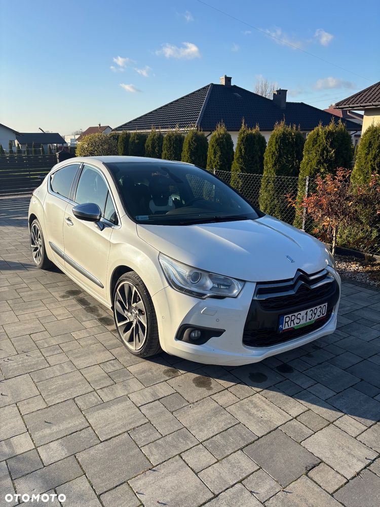 Citroën DS4 1.6 THP SportChic - 1