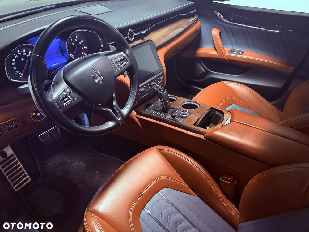 Maserati Quattroporte Q4 GranLusso S - 30