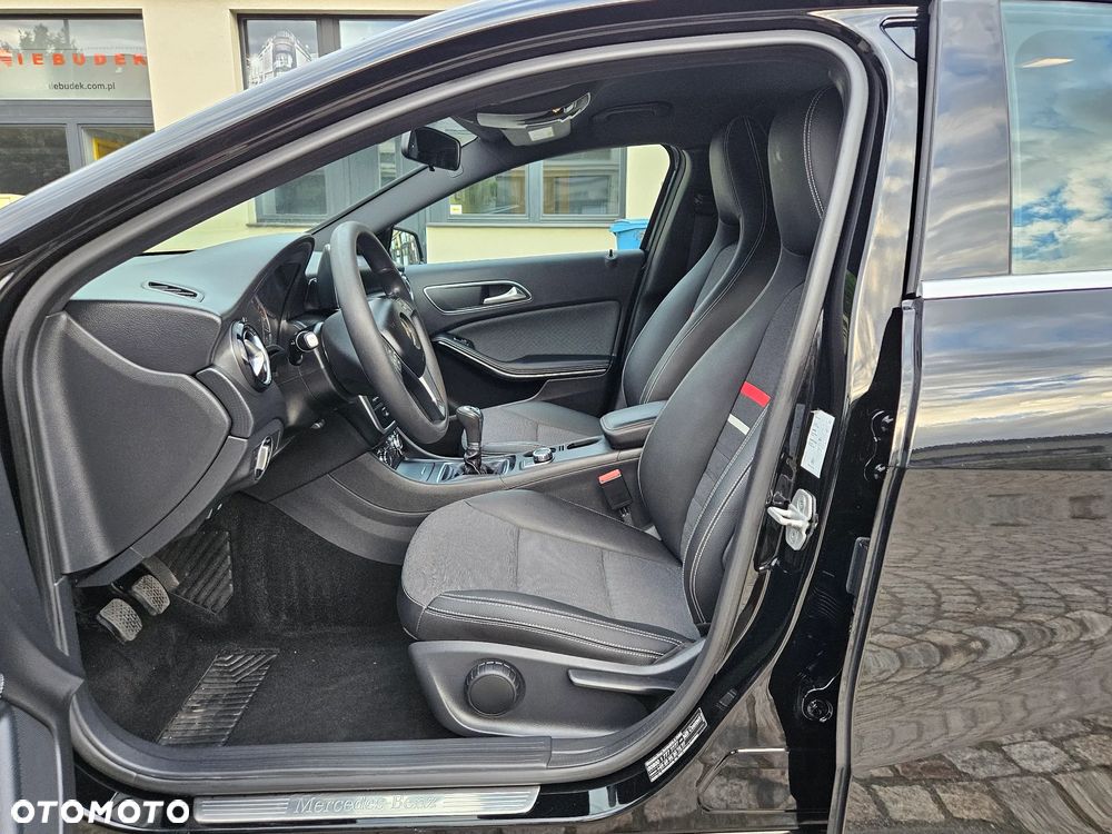 Mercedes-Benz Klasa A 180 (BlueEFFICIENCY) Style - 8