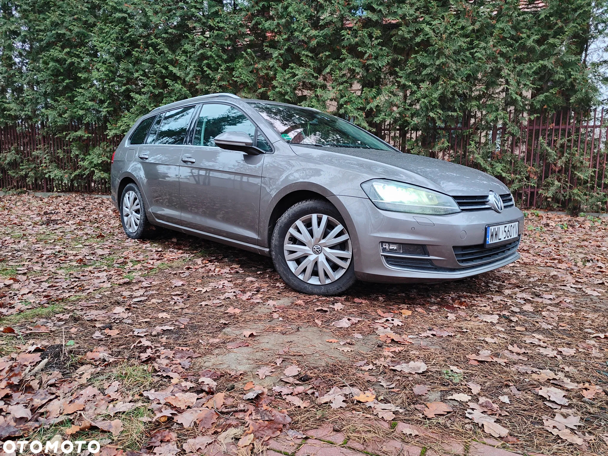 Volkswagen Golf 2.0 TDI SCR DSG Comfortline - 10