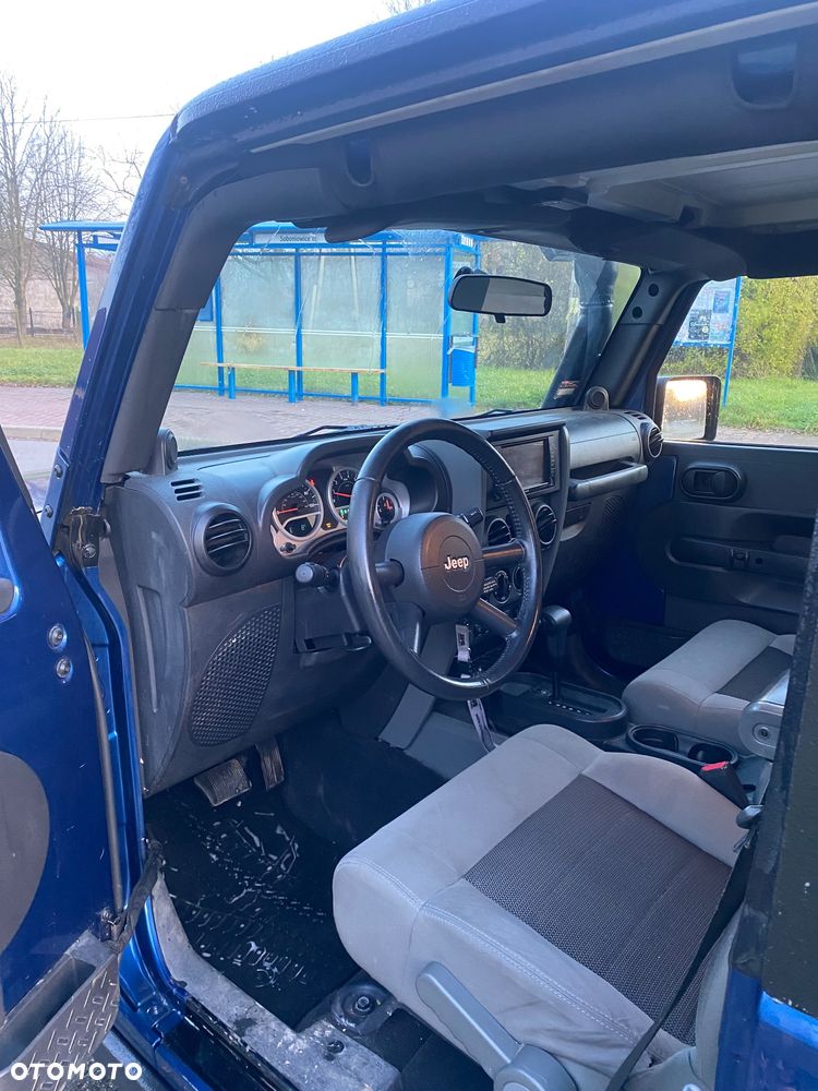 Jeep Wrangler - 4