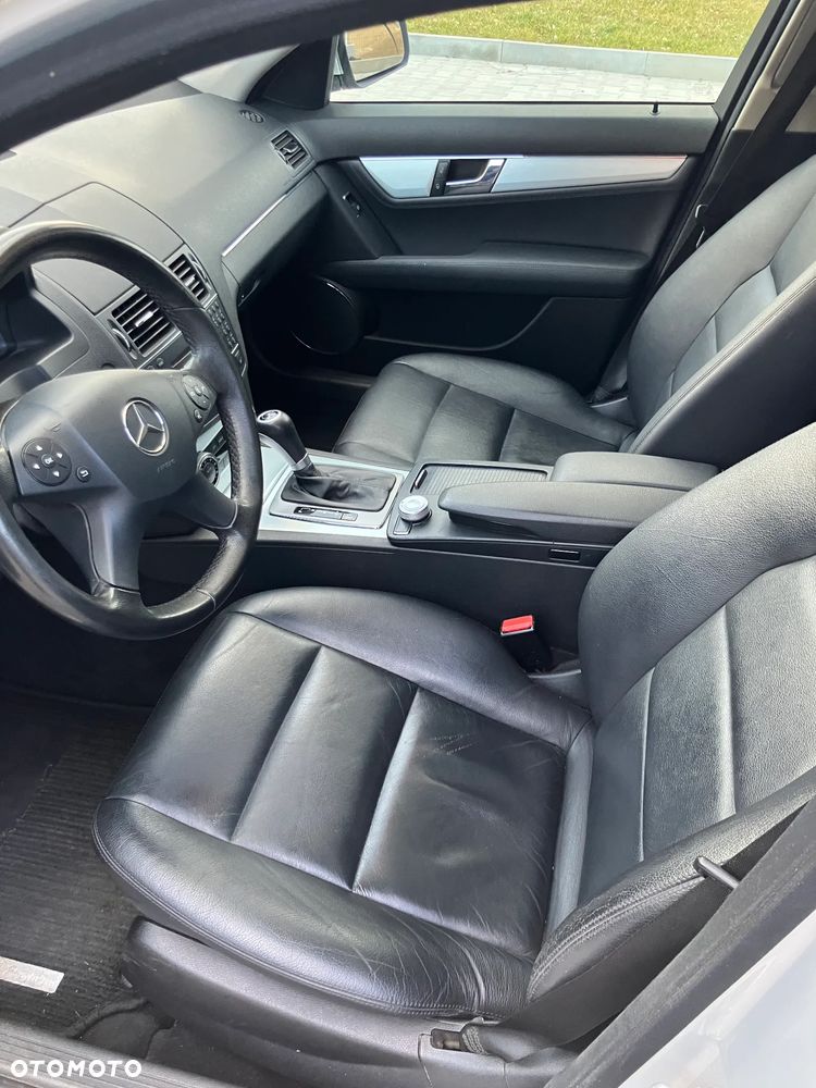 Mercedes-Benz Klasa C 350 7G-TRONIC Avantgarde - 14