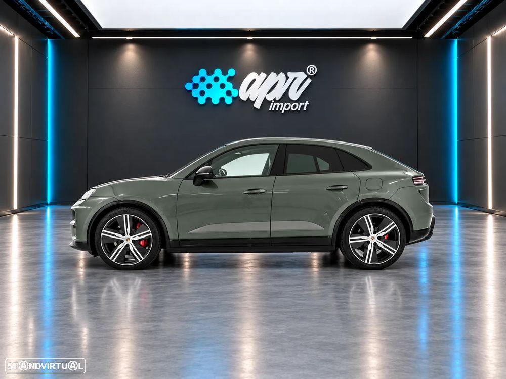 Porsche Macan Electric Turbo - 9