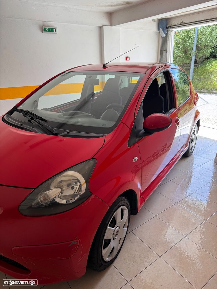 Toyota Aygo Standard - 1