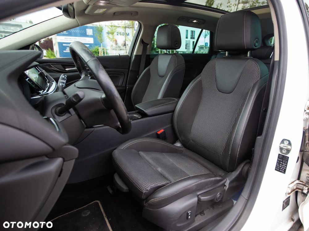 Opel Insignia 2.0 CDTI automatik Innovation - 23