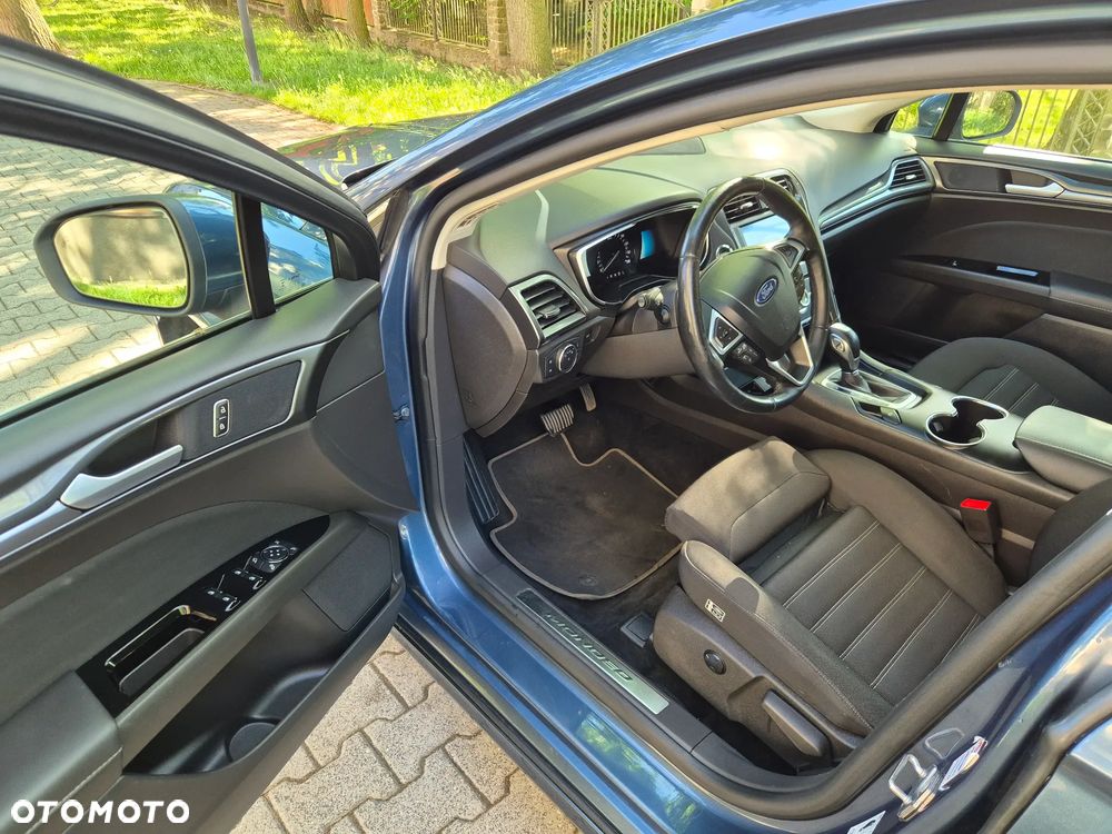 Ford Mondeo 2.0 Hybrid Titanium GPF - 19