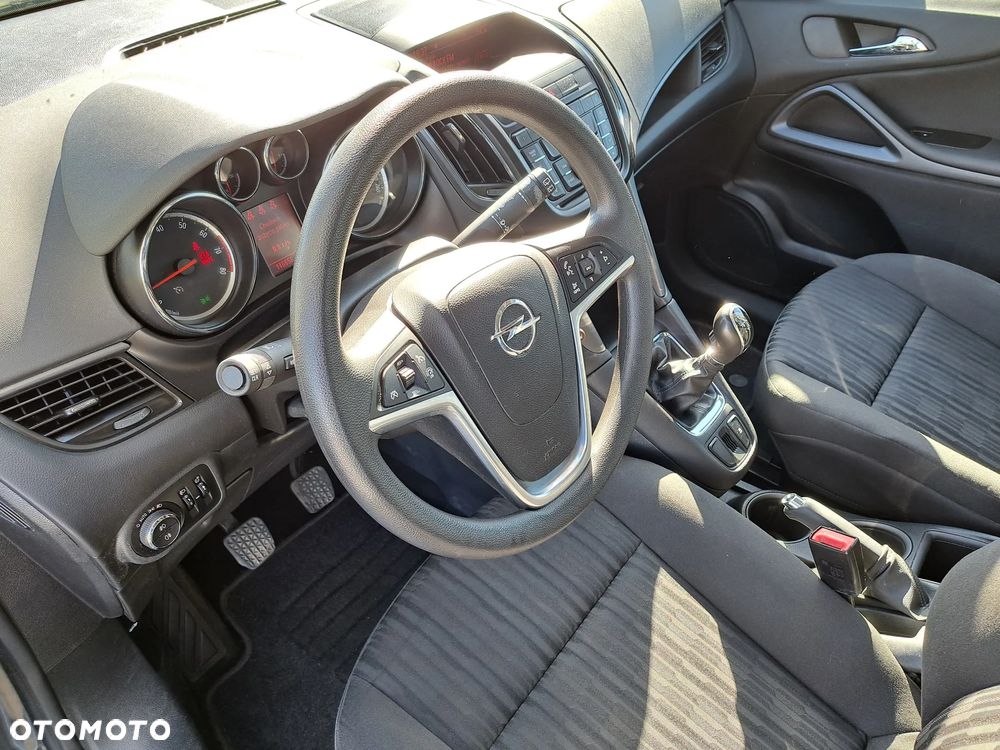 Opel Zafira - 21