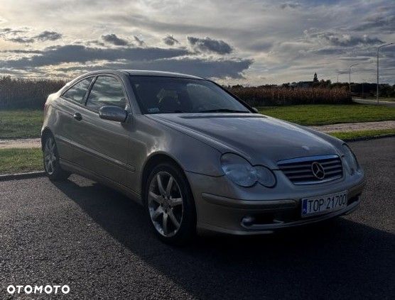 Mercedes-Benz Klasa C 200 Kompressor - 8