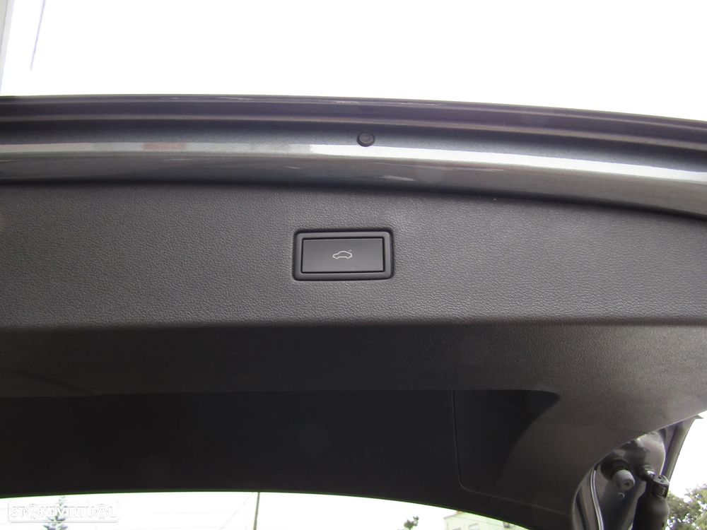 Volkswagen Tiguan Allspace 2.0 TDI R-Line DSG — fotografia 23