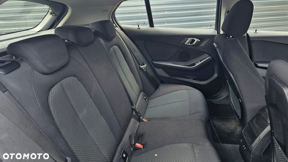 BMW Seria 1 118i Advantage - 19