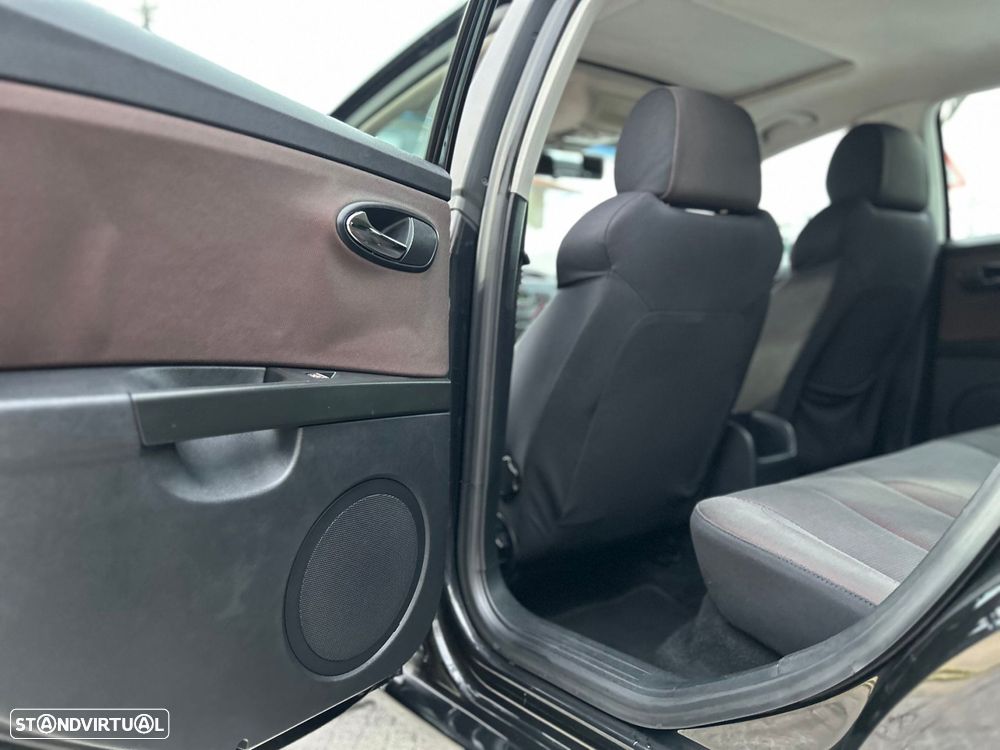 SEAT Leon 2.0 TDI Sport Up DSG - 19