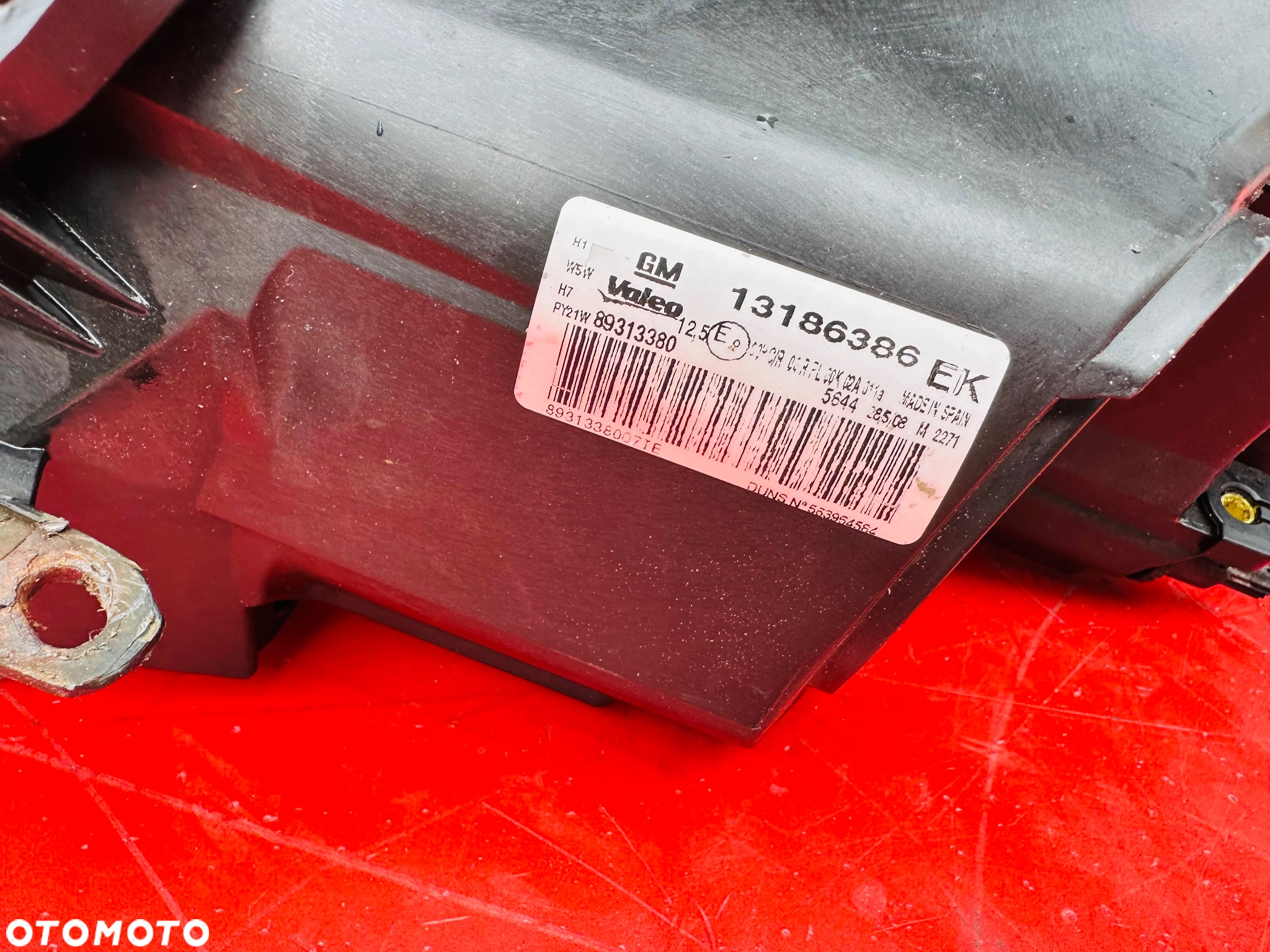 LAMPA PRAWA OPEL CORSA D  SOCZEWKA H7 EU BDB - 7