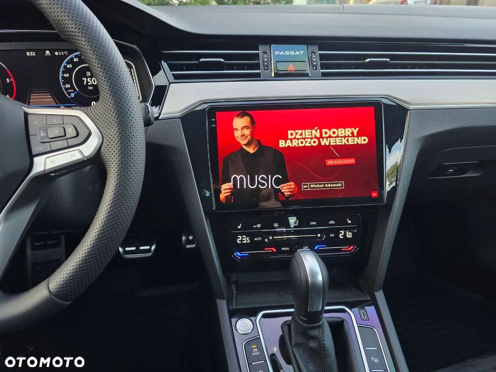 Volkswagen Passat 2.0 TDI 4Mot Elegance DSG - 31