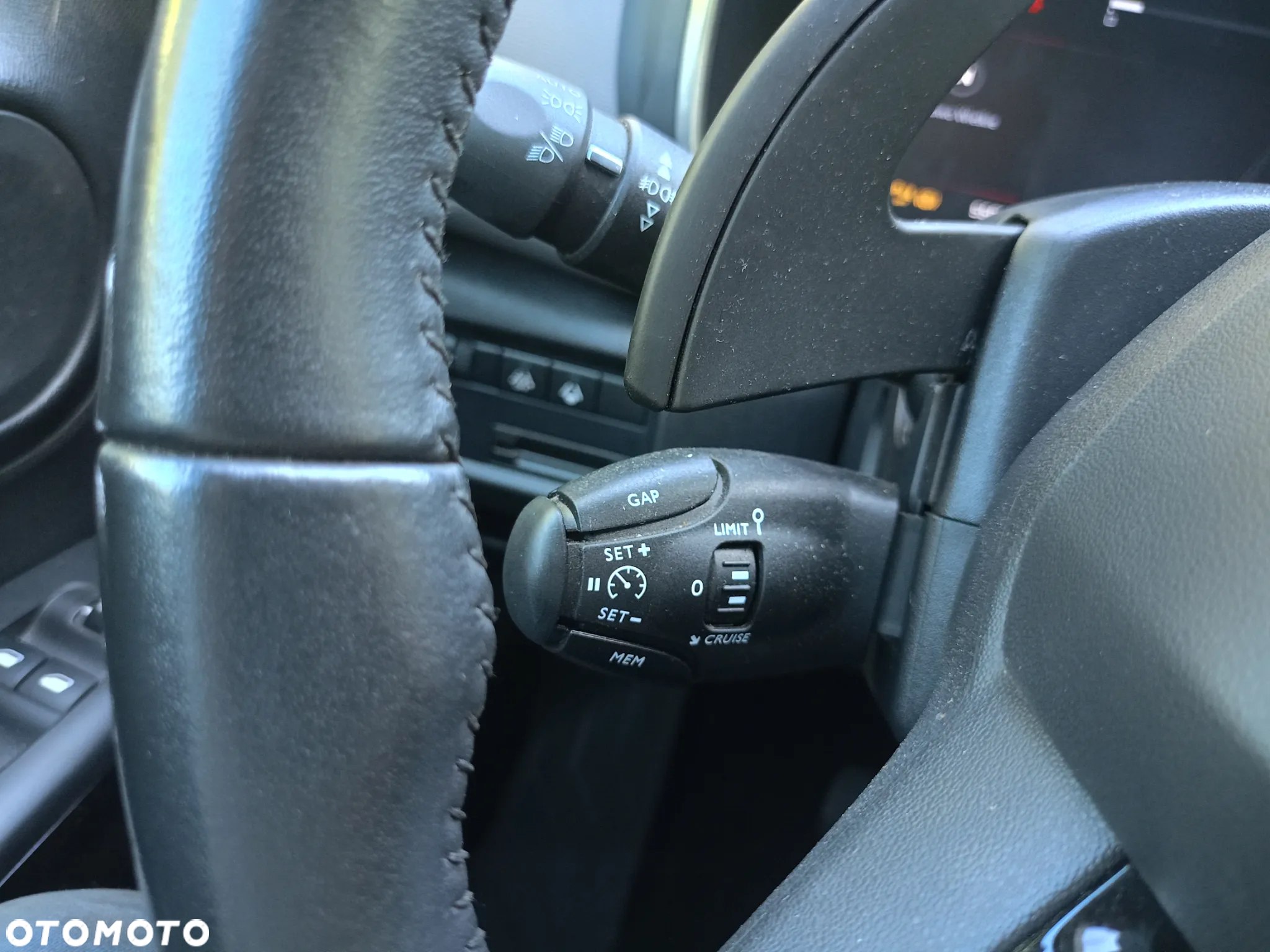Citroën C5 Aircross BlueHDI 130 S&S EAT8 SHINE - 22