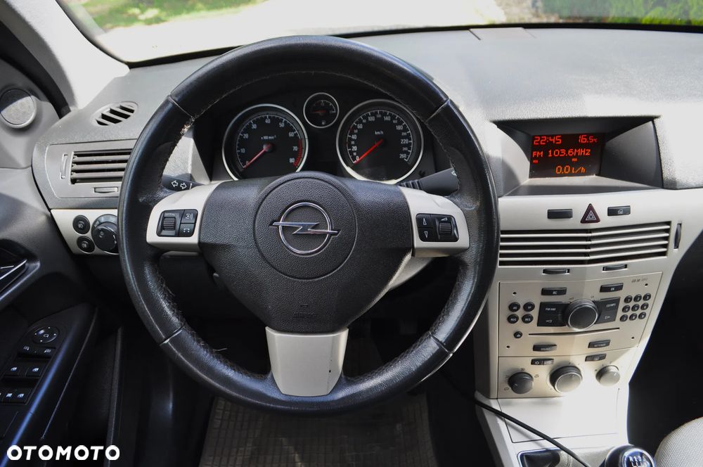 Opel Astra 1.4 NJoy - 15