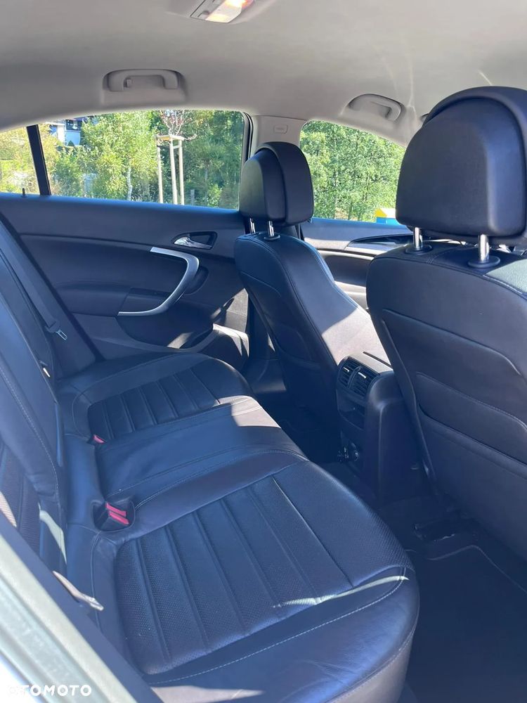 Opel Insignia - 12
