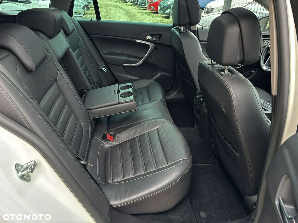 Opel Insignia 2.0 CDTI 4x4 ecoFLEX - 24