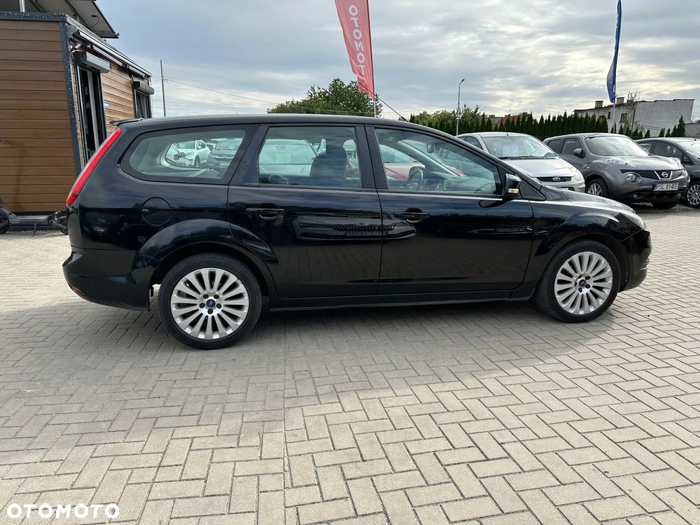 Ford Focus - 33