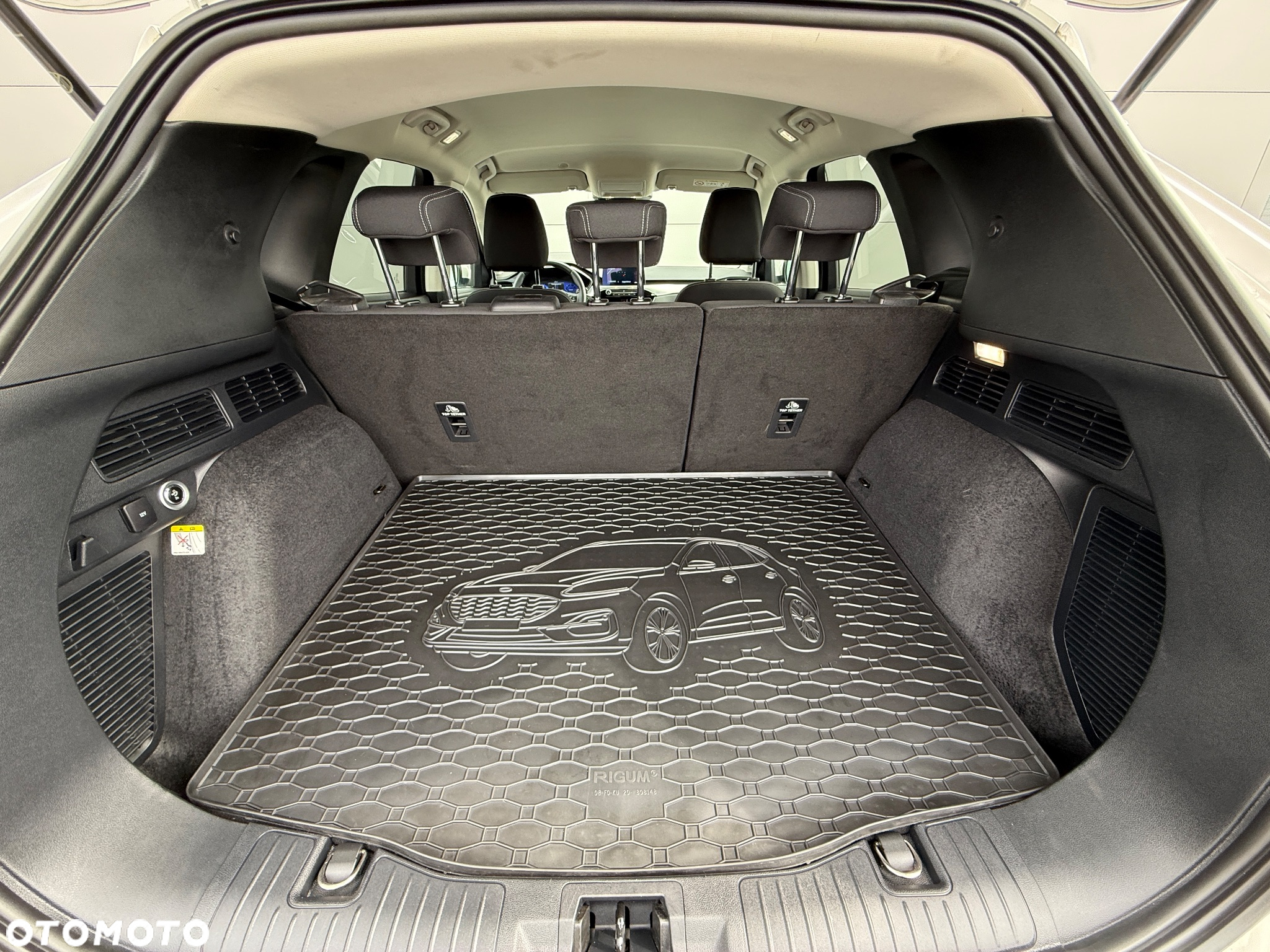 Ford Kuga 1.5 EcoBlue FWD Titanium - 27