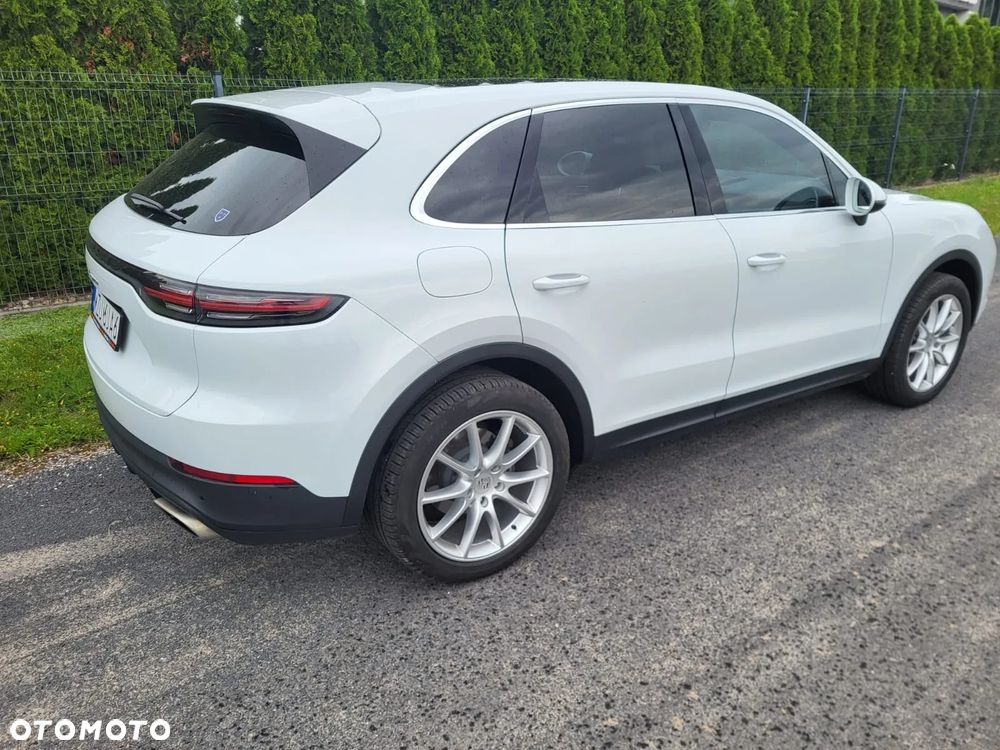 Porsche Cayenne Standard - 3