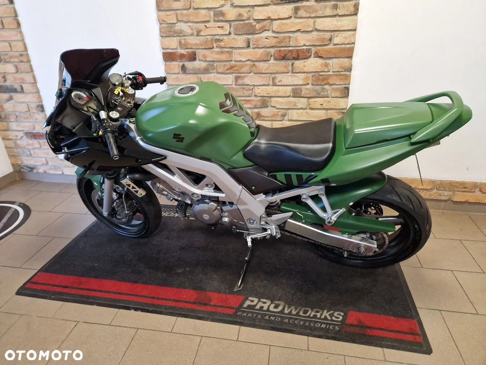 Suzuki SV - 7