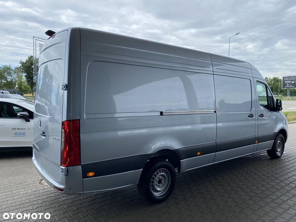 Mercedes-Benz Sprinter - 7