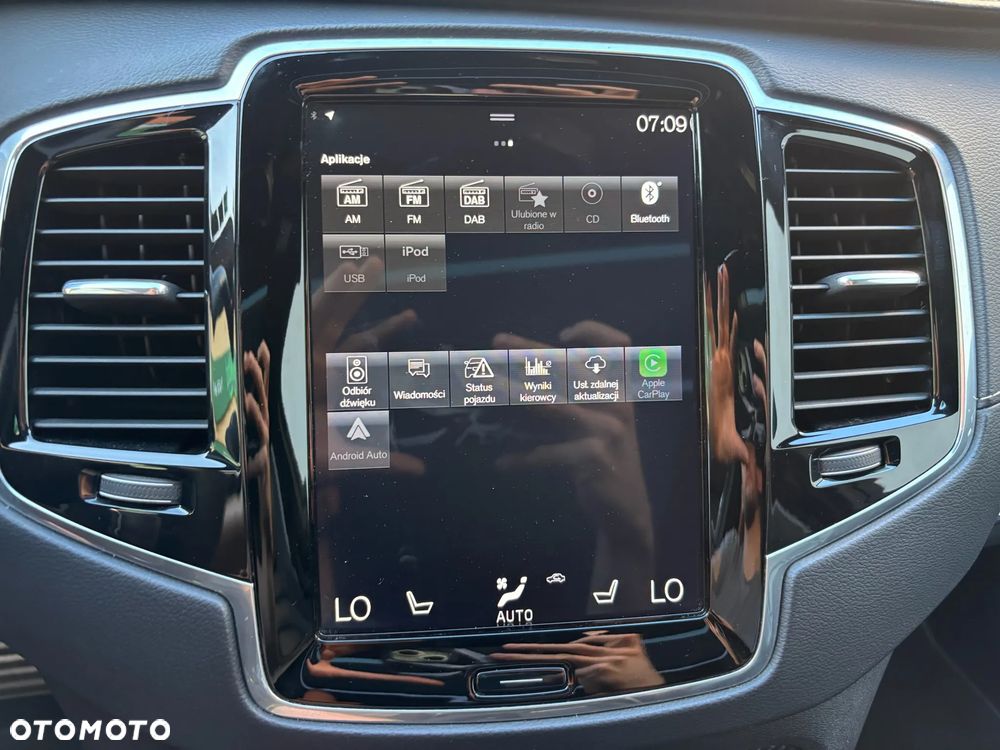 Volvo XC 90 D5 AWD Geartronic RDesign - 36