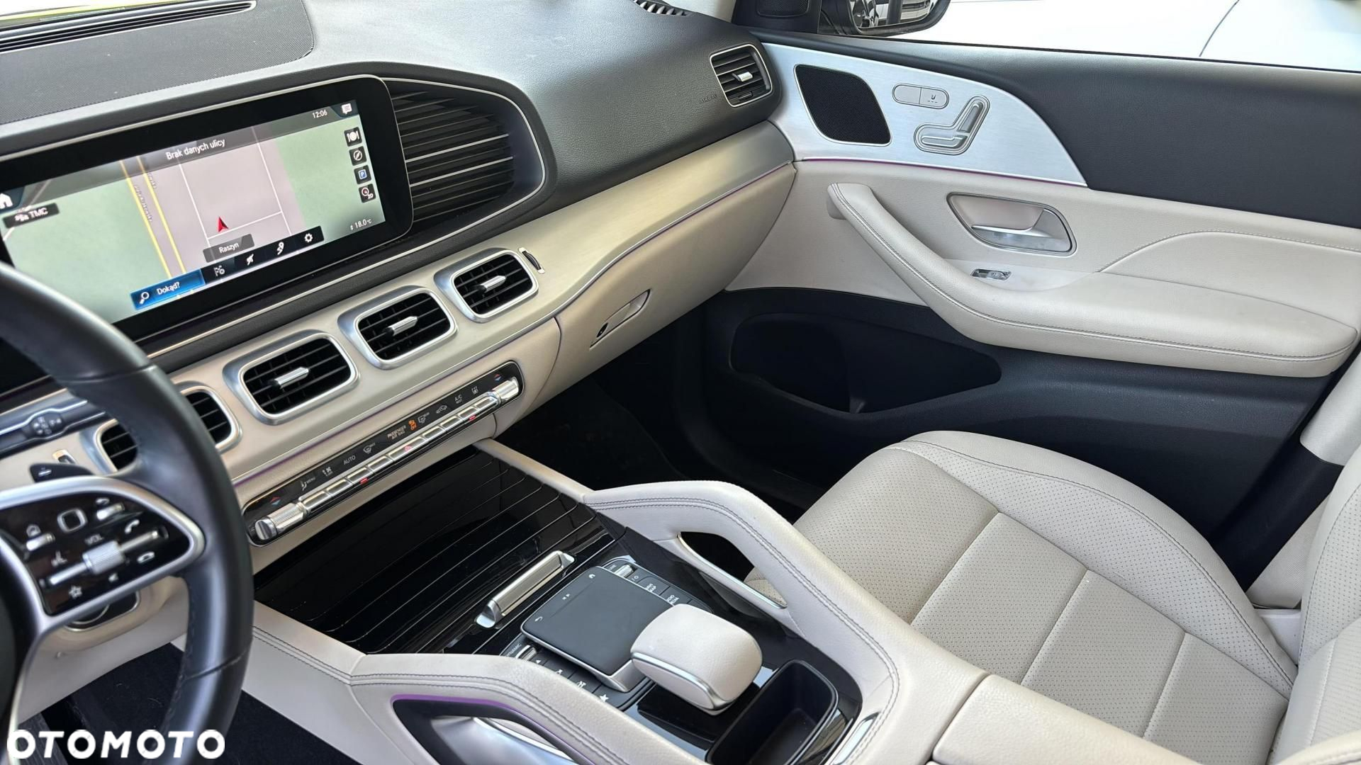 Mercedes-Benz GLE - 14