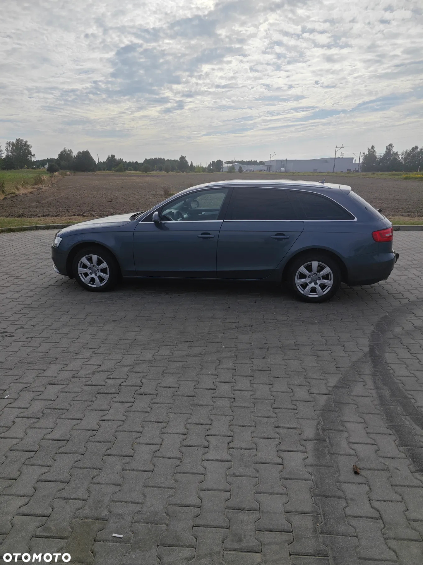 Audi A4 2.0 TDI S tronic - 39