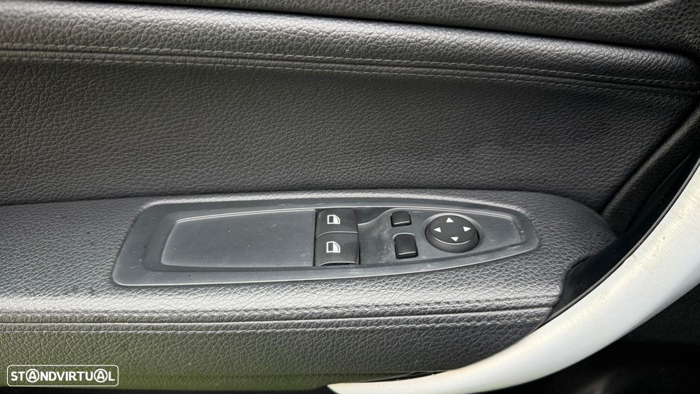 BMW 125 d Pack M - 49