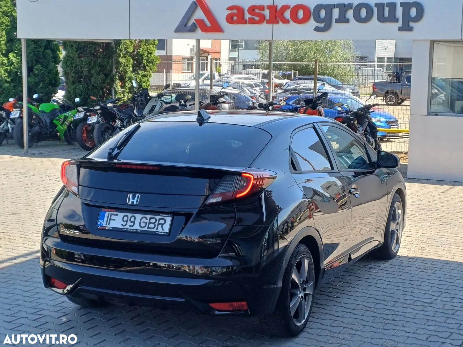 Honda Civic 1.8 i-VTEC AT Sport - 4