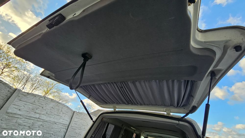 Volkswagen Multivan - 9