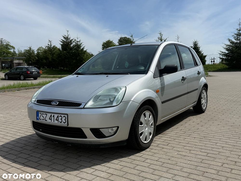 Ford Fiesta 1.4 Ghia - 9