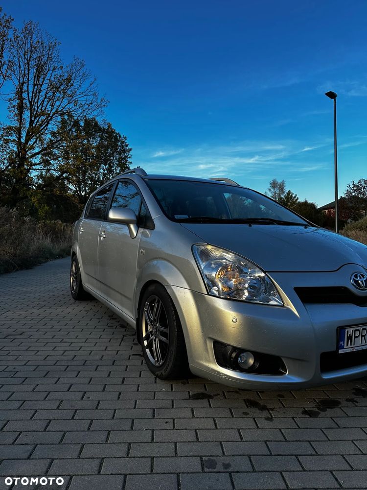 Toyota Corolla Verso 2.2 D-4D Prestige - 7