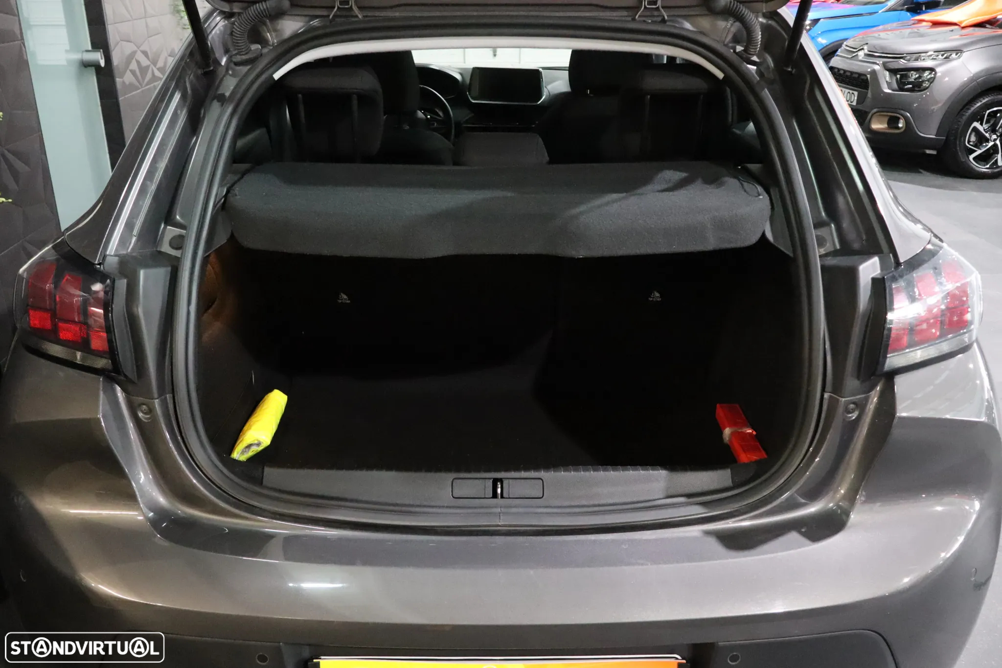 Peugeot 208 1.2 PureTech Active Pack - 3
