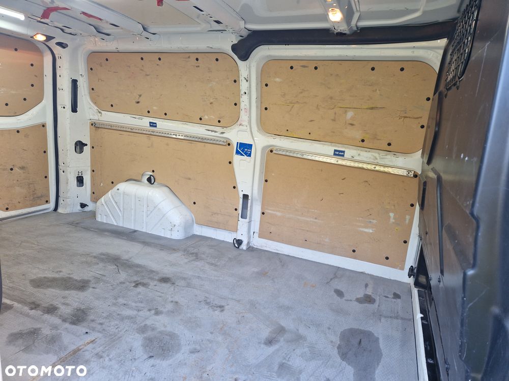 Ford Transit Custom - 13