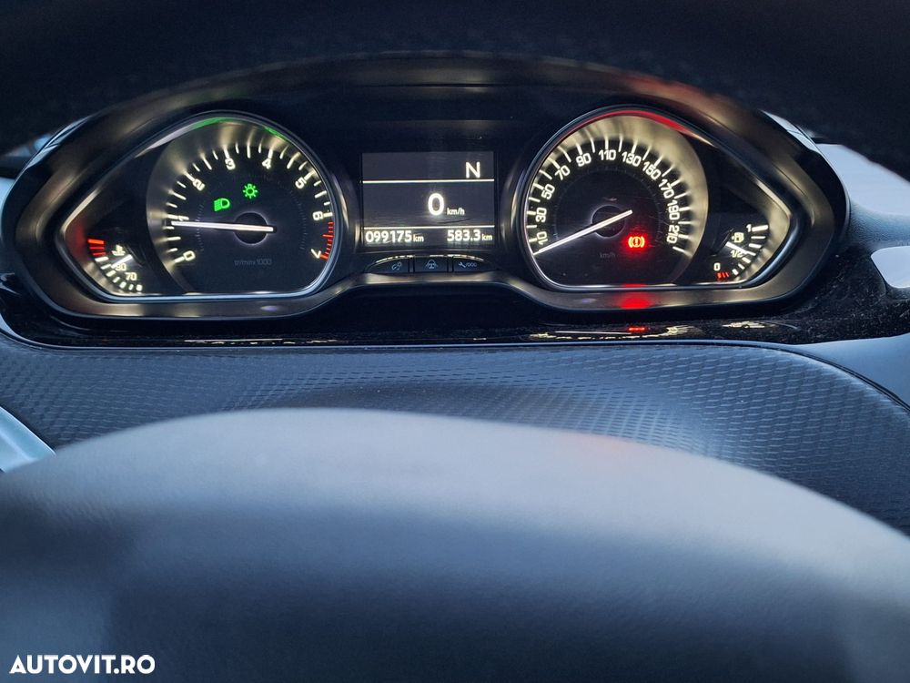 Peugeot 2008 PureTech 110 GPF Stop&Start EAT6 Active - 8