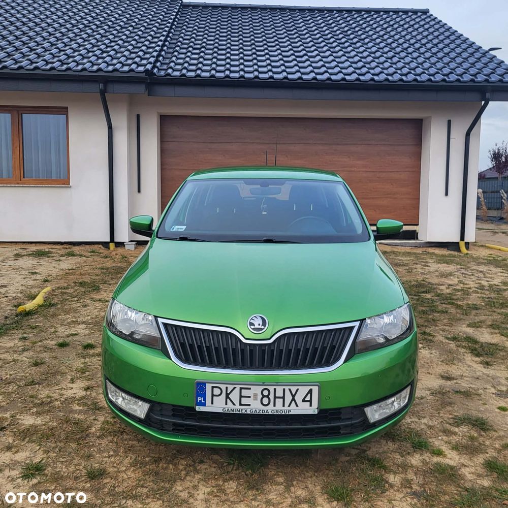 Skoda RAPID Spb 1.2 TSI Style - 2