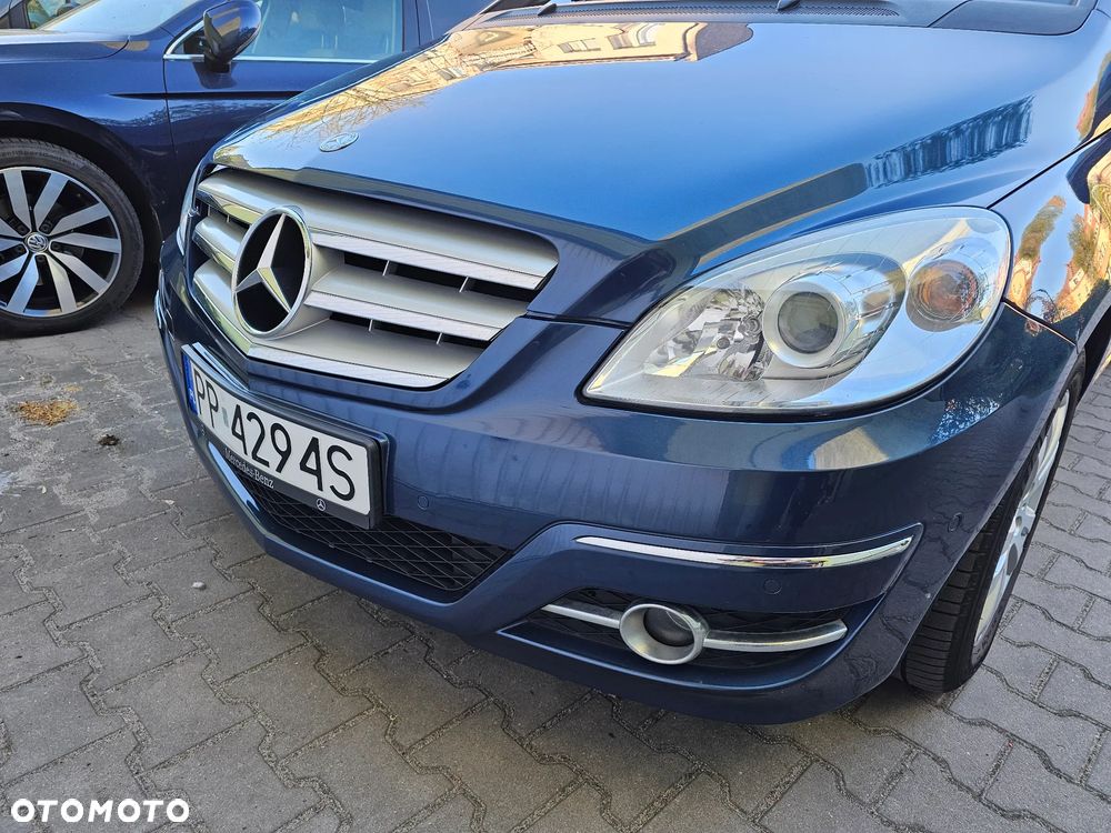 Mercedes-Benz Klasa B 180 CDI DPF Special Edition - 26